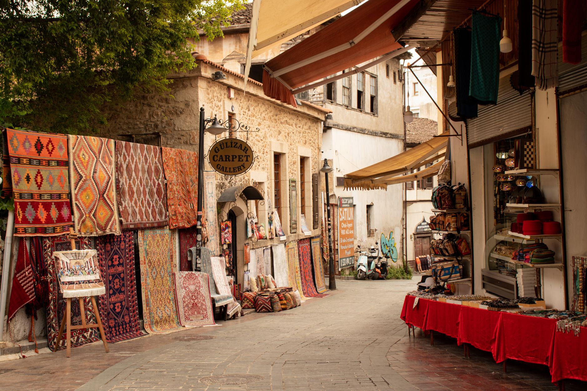 Antalya uydu Yerel İşletme fotoğrafı 6